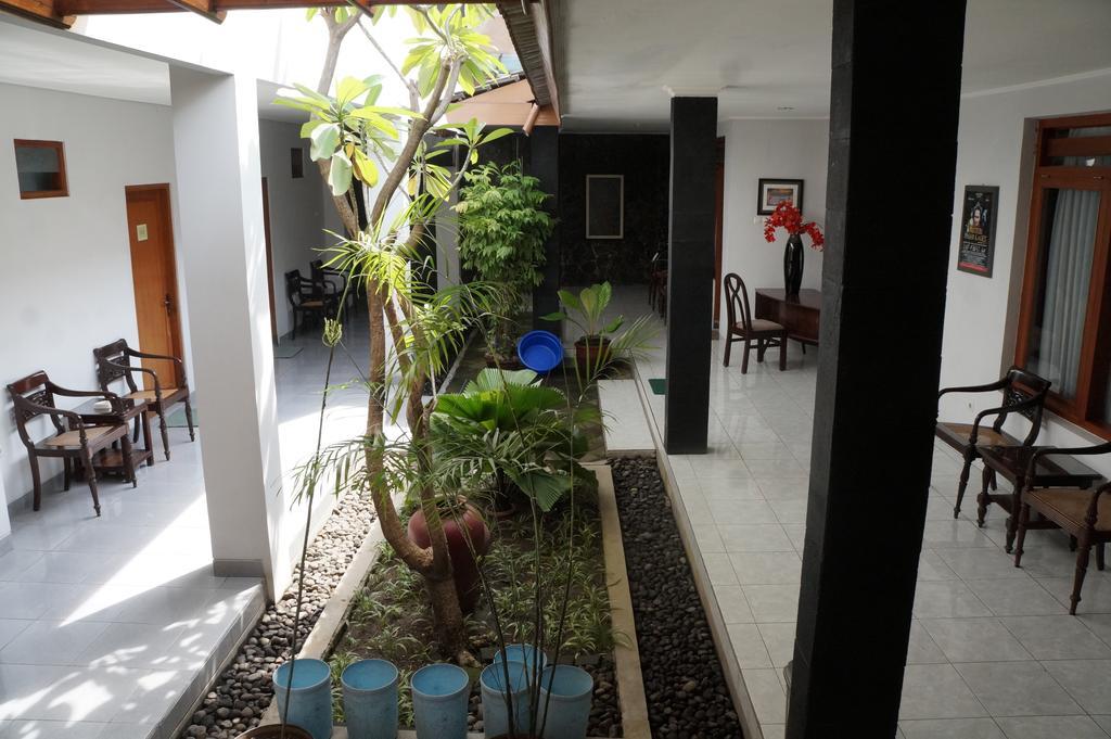Hotel Kirana Yogyakarta Extérieur photo