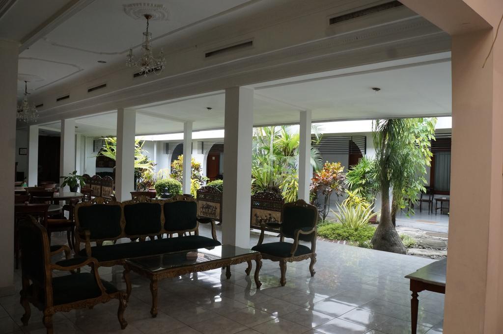 Hotel Kirana Yogyakarta Extérieur photo